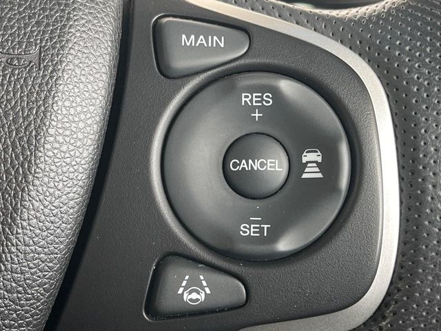 �y�A�_�v�e�B�u�N���[�Y�R���g���[���z�������H�ł̒��������s���y��!!�����ő��x��ۂN���[�Y�R���g���[�����A�Փˌy���V�X�e���ƘA�g���A�O���̎ԗ������m���ĎԊԂ�ۂ悤�ɑ��x���߂��Ă���܂�!!