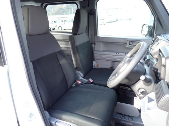 �t�����g�V�[�g�A��ԗǍD�ň��S�ł��B�傫�ȉ�����Ȃ����S�ł�