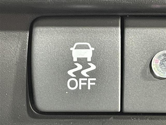 フリードハイブリッド1.5 プレミアムエディション