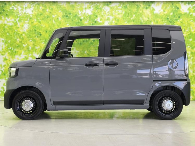 N-BOXジョイ 2トーン