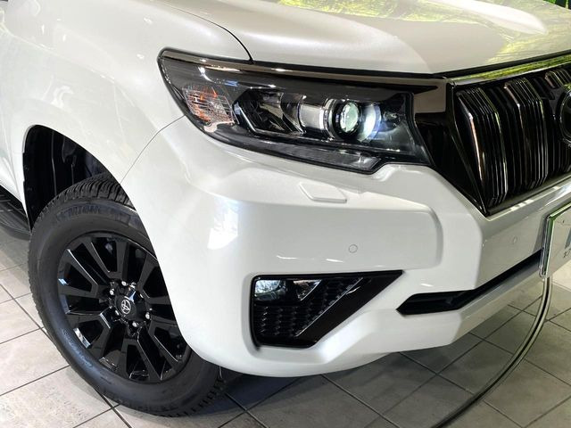 �yLED�w�b�h���C�g�z���V����ԑ��s�����ǍD�Ȏ��E���m�ۂ����S���ĉ^�]�ł��鍂�P�xLED�w�b�h���C�g�𑕔�!�_�����x�������A����d�͂��}�����Ă��܂��B