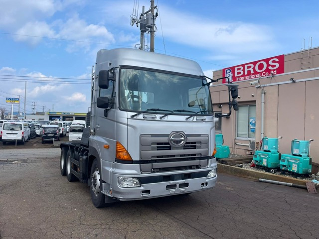 プロフィアトレーラーヘッド