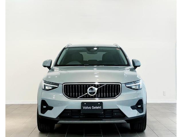 XC40ウルトラ B4 AWD 4WD