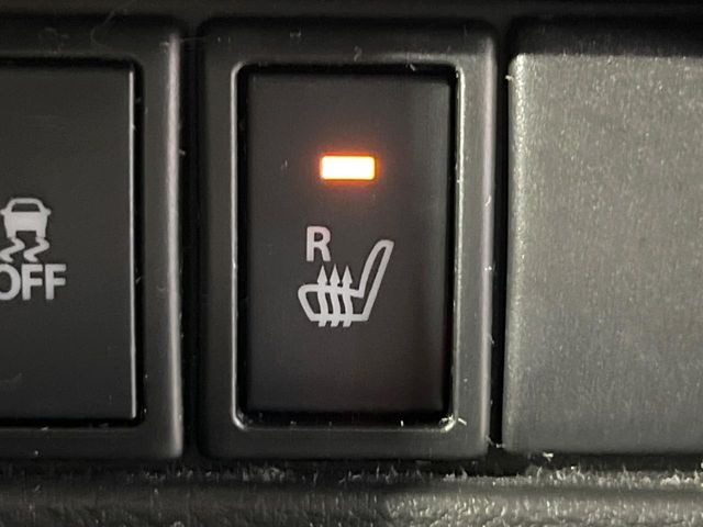 �y�V�[�g�q�[�^�[�z�������ɏd�󂷂�V�[�g�q�[�^�[!�G�A�R����葁�����܂��Ă����̂Ŋ�����̐l�����S�ł��ˁ�G�A�R���̉����͊������邩����A�Ƃ������ɂ����������߂ł��B