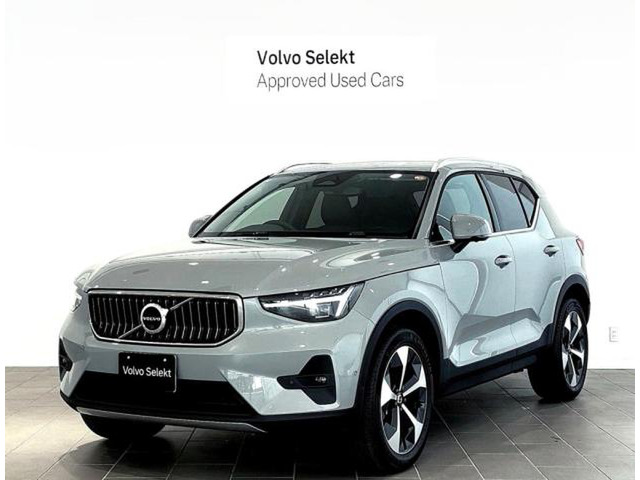 XC40ウルトラ B4 AWD 4WD