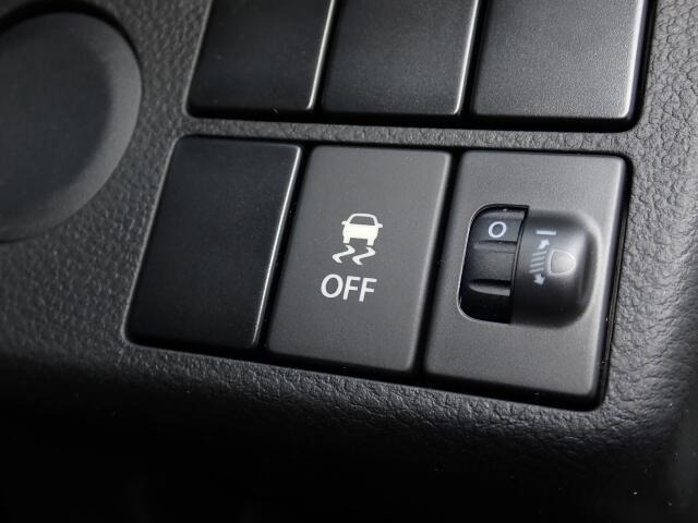 �I���b�N�X�F�蒆�Îԕۏ؂��������܂��B�����Ԃ͔[�Ԃ���1�N�� ���s�����������̕ۏؕt��!�ڂ������b�������Ē����܂��̂ł����X���⍇�����҂����Ă���܂��B