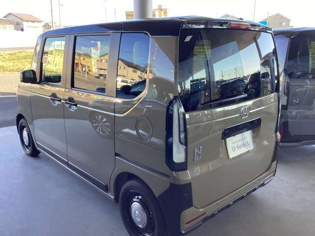 N-BOXジョイ 2トーン