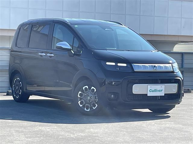 フリード1.5 e:HEV クロスター