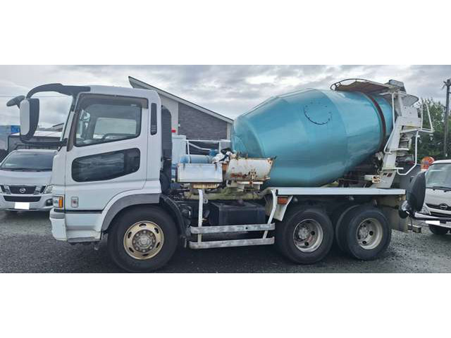 スーパーグレートミキサー車