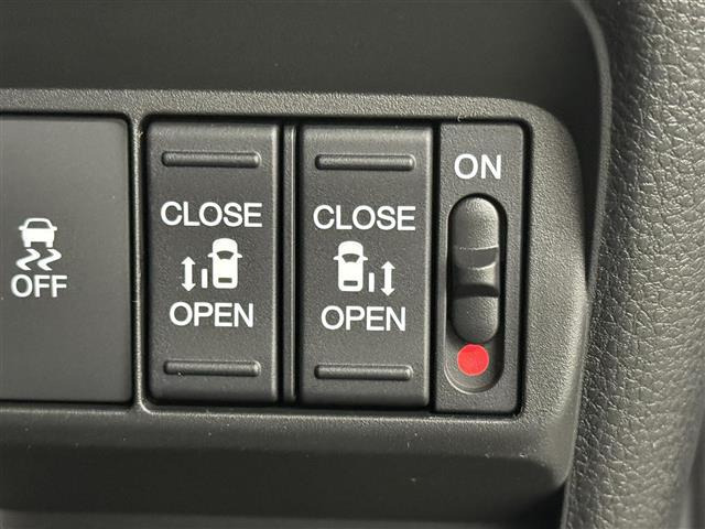 フリード1.5 e:HEV エアー EX