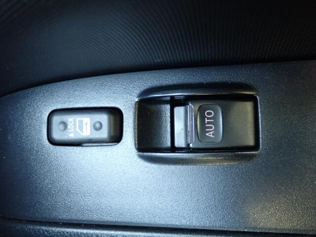 �^�]�Ȃ̑��̊J�͓d��(�p���[�E�B���h)�ɂȂ�܂��̂ŁA�֗��ł���ˁB����ȁE�㕔���͎蓮�ɂȂ�܂��B