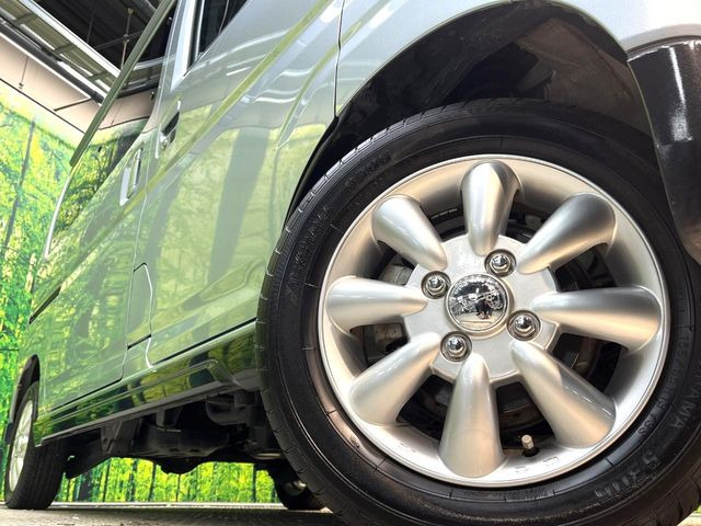 �y13�C���`�A���~�z�C�[���z�O�ςɃ}�b�`�����A���~�z�C�[���𑕒����Ă���܂��B�e��A���~�z�C�[����A�X�^�b�h���X�^�C�����戵�����Ă���܂��B���񂲑��k����������