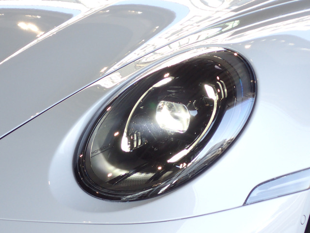 911カレラ GTS PDK