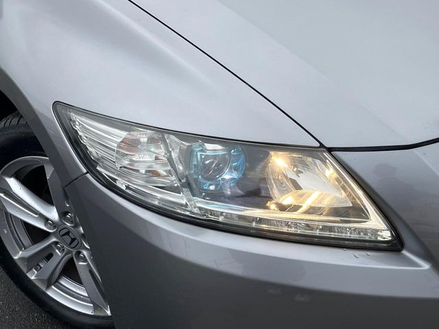 �yHID�w�b�h���C�g�z���ɖ��邭�O�����Ƃ炵�Ă����̂ŁA���V����Ԃ̑��s�������E�ǍD�ň��S���Ă���肢�������܂��B