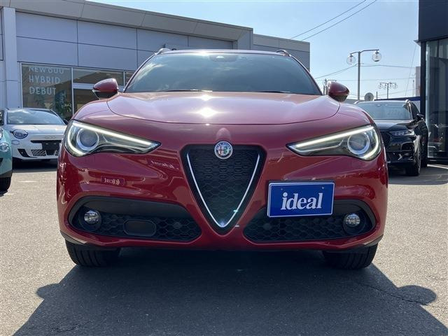 ステルヴィオ2.2 ターボ ディーゼル Q4 スポーツパッケージ 4WD