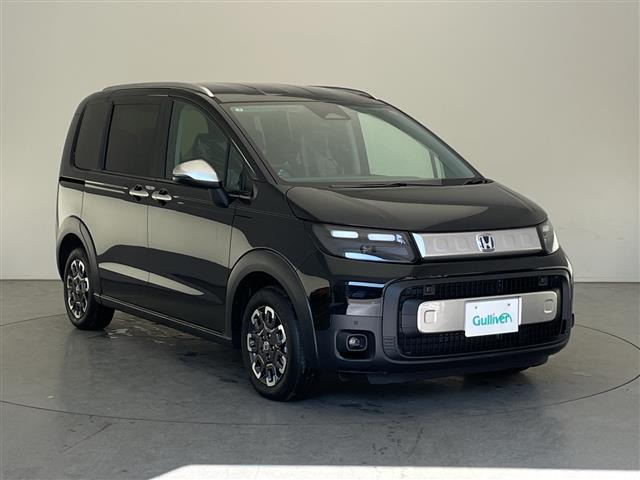 フリード1.5 e:HEV クロスター 4WD