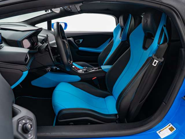 �y �A���Ԃ̓A�y���^������ �z���T���̂��Ԃ��A���ԂȂ�܂��̓A�y���^�܂ŁB�X�[�p�[�J�[�A�X�|�[�c�J�[�ASUV�A�Z�_���A�N�[�y�A�I�[�v���ƂȂ�ł����Љ�\�ł��B�h���X�A�b�v�������k���������ˁB