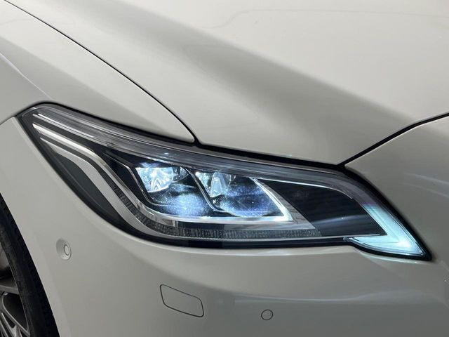 �y�O��LED�w�b�h���C�g�z�X�^�C���b�V���Ȍ����ڂ̎O��LED�w�b�h���C�g�𑕔���X�^�C�������łȂ��A��Ԃ̑��s�����E�ǍD�ň��S���Ă���肢�������܂��B