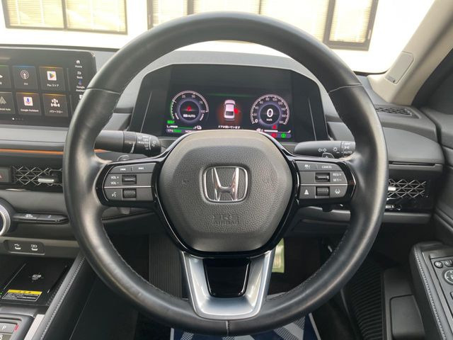 �y�����v�����X�e�A�����O�z�㎿�Ȋv���g�p���邱�ƂŁA��ɂ����������݂ƂĂ��^�]���₷���n���h���ł���