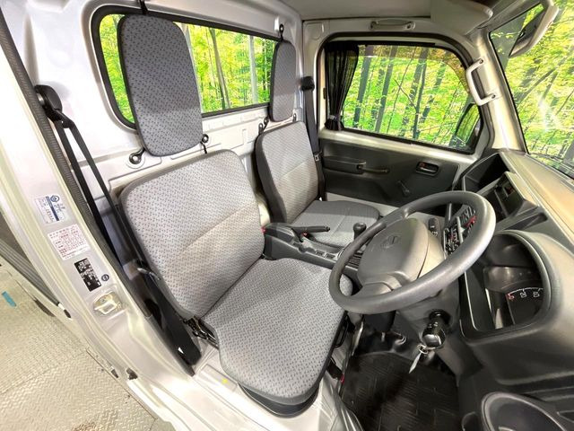 �^�]�ȃV�[�g���͎g�p�������Ȃ��A�ǍD�ȏ�ԂƂȂ��Ă��܂��B���J�Ɏg���Ă������Ƃ��悭�킩��܂��ˁB