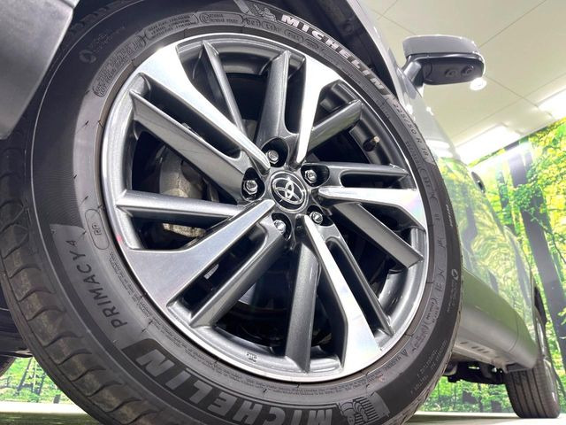 �y����18�C���`�A���~�z�C�[���z�O�ςɃ}�b�`���������A���~�z�C�[���𑕒����Ă���܂��B�e��ЊO�A���~�z�C�[����A�X�^�b�h���X�^�C�����戵�����Ă���܂��B���񂲑��k����������