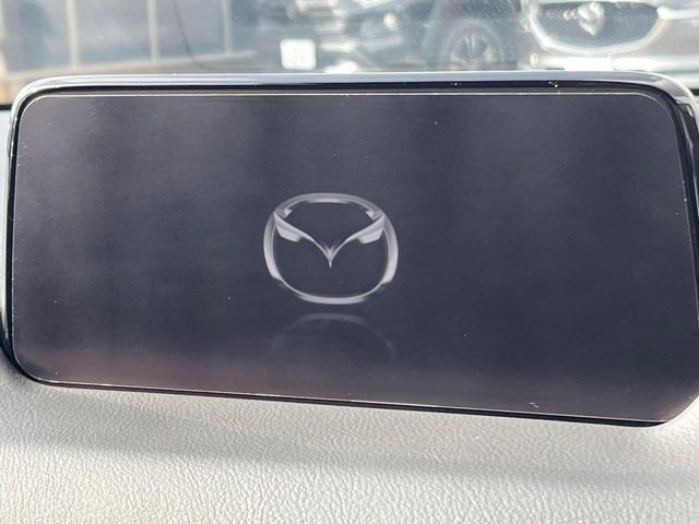 �y�����i�r�z�l�C�̏����i�r�𑕔����Ă���܂��B�i�r�̎g���₷���͂������A�I�[�f�B�I�@�\���[��!�L�����v�◷�s�͂������A�ʋ΂┃�����ȂǕ��i�̃h���C�u���y�����Ȃ�͂���