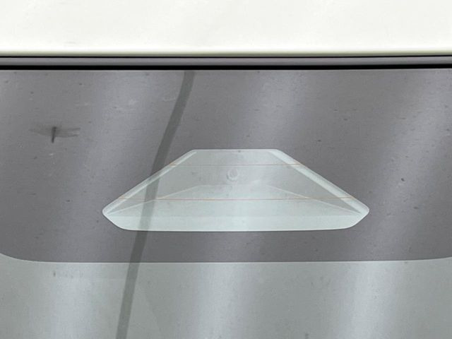 �y�X�Y�L �Z�[�t�e�B�T�|�[�g�z���s���ɑO���̎ԗ�����F�����A�Փ˂������Ȏ��͌x��ƃu���[�L�ŏՓˉ���Ɣ�Q�y�����A�V�X�g�B�����S�Ƀh���C�u�����y���݂��������܂��B