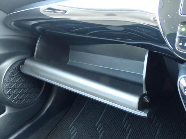 ���[�����Ղ�O���[�u�{�b�N�X�B