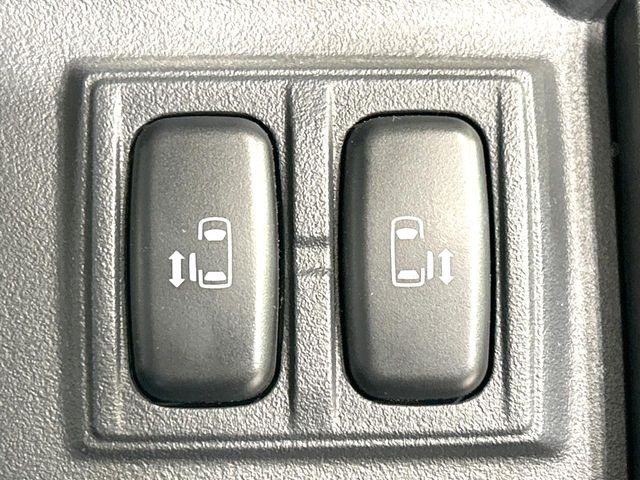 �y�����p���[�X���C�h�h�A�z�X�}�[�g�L�[��^�]�Ȃ̃X�C�b�`�Ō�ȗ����X���C�h�h�A�̊J���\���d��������͂����ăh�A���J����K�v�������A�����Ȃ��q�l�ł��ȒP�ɊJ���߂ł����K�ł���