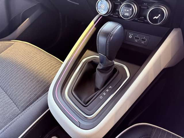 �K�\�����Ԃ́A�o��131�n��/5,000rpm�A�g���N240N�Em/1,600rpm�𔭊��B���̐V����̃p���t���ō������ȃG���W���́A