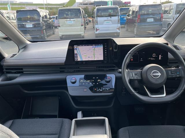 セレナ2.0 ハイウェイスターV Vセレクション