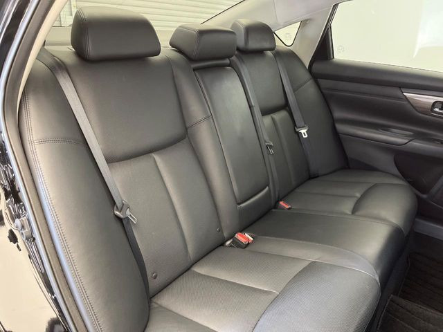 �㕔���Ȃ��C�ɂȂ�悤�ȃL�Y�E�����ւ��蓙�A�傫�ȃ_���[�W�͂Ȃ��A�ǍD�ȏ�Ԃł��B