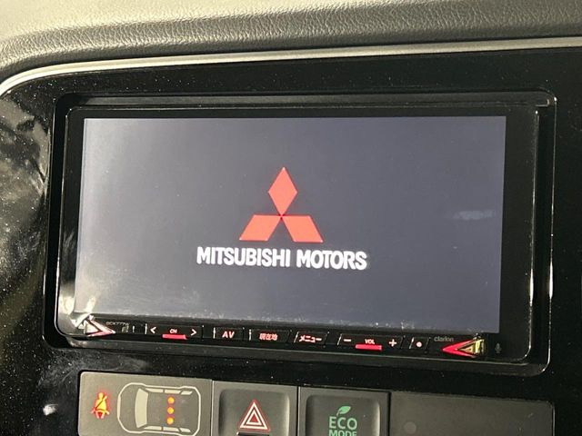 �y�����i�r�z�l�C�̏����i�r�𑕔����Ă���܂��B�i�r�̎g���₷���͂������A�I�[�f�B�I�@�\���[��!�L�����v�◷�s�͂������A�ʋ΂┃�����ȂǕ��i�̃h���C�u���y�����Ȃ�͂���