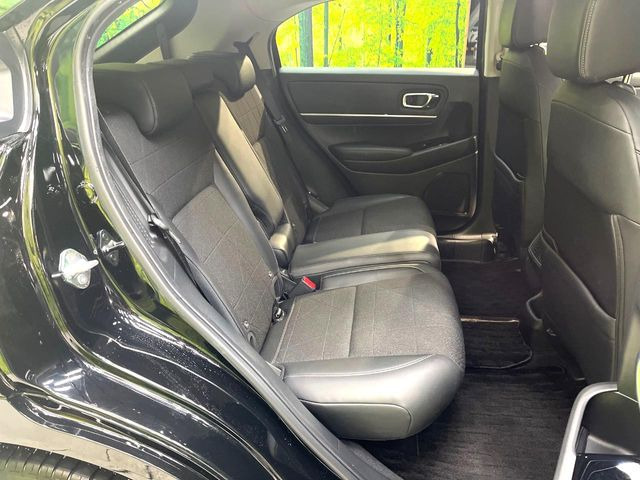 �y�n�[�t���U�[�V�[�g�z�������ƍ���S�n�𗼗������l�C�̃V�[�g���w�ʁE���ʂ̃t�@�u���b�N�f�ނ́A�ʋC���̗ǂ��⊊��ɂ����ɗD��Ă��܂��B�C���╞���ɍ��E���ꂸ���K�ɂ���肢�������܂��B