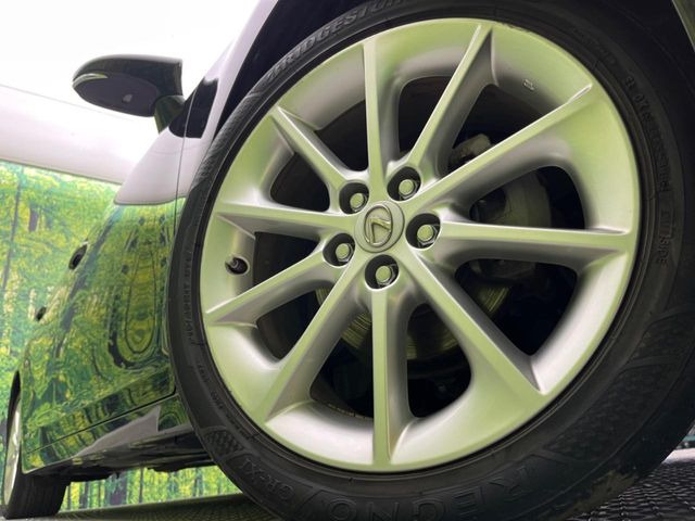 �y����17�C���`�A���~�z�C�[���z�O�ςɃ}�b�`���������A���~�z�C�[���𑕒����Ă���܂��B�e��ЊO�A���~�z�C�[����A�X�^�b�h���X�^�C�����戵�����Ă���܂��B���񂲑��k����������