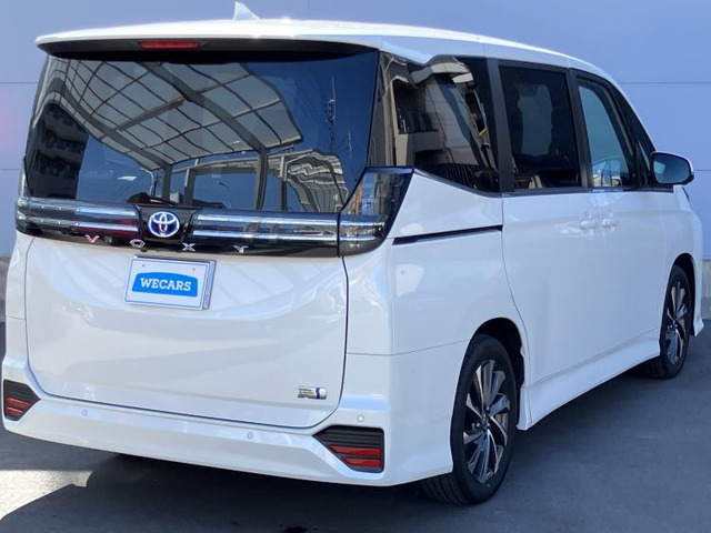 ヴォクシー1.8 ハイブリッド S-Z