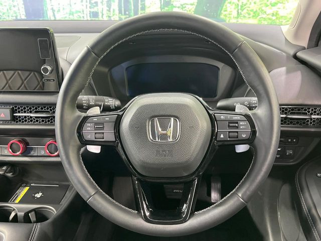 �y�����v�����X�e�A�����O�z�㎿�Ȋv���g�p���邱�ƂŁA��ɂ����������݂ƂĂ��^�]���₷���n���h���ł���