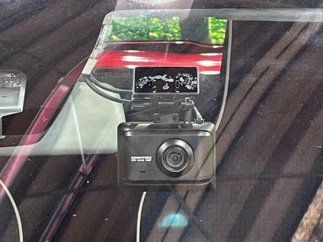 �y�h���C�u���R�[�_�[�z�h���C�u���R�[�_�[����!���s���͂������A������^�]�⎖�̂ɑ��������ہA�f���ŋL�^���A����̃��X�N�ɔ����܂��B���L�^�pSD�J�[�h�͂��q�l�����g�ł��������������K�v������܂��B