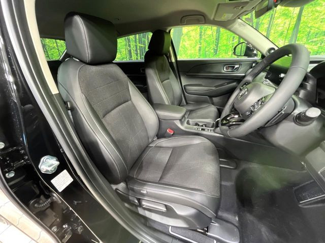 �y�n�[�t���U�[�V�[�g�z�������ƍ���S�n�𗼗������l�C�̃V�[�g���w�ʁE���ʂ̃t�@�u���b�N�f�ނ́A�ʋC���̗ǂ��⊊��ɂ����ɗD��Ă��܂��B�C���╞���ɍ��E���ꂸ���K�ɂ���肢�������܂��B