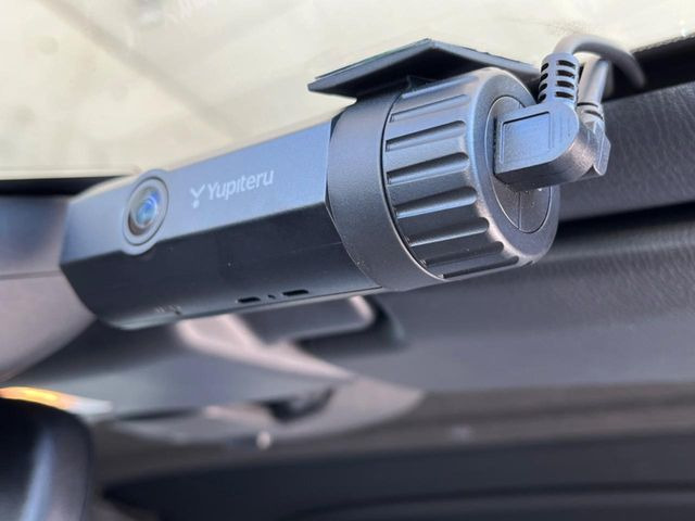 �y�h���C�u���R�[�_�[�z���S�E���S�ȃJ�[���C�t�ɕK�{�̃h���C�u���R�[�_�[�𑕔�!���s���͂������A������^�]�⎖�̂ɑ��������ۂ̏󋵂��f���ŋL�^���A����̃��X�N�ɔ����܂��B