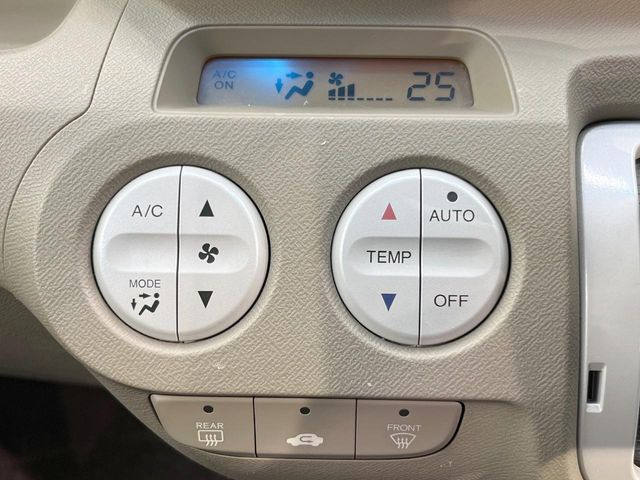 �y�I�[�g�G�A�R���z��x���D�݂̉��x�ɐݒ肷��΁A�ԓ��̉��x�����m�����ʂ≷�x�������Œ����B����&hellip;����&hellip;�Ɖ��x���X�C�b�`���������K�v�͂���܂���B���K�Ȏԓ���Ԃɂ͕K�{�̋@�\�ł��ˁ�