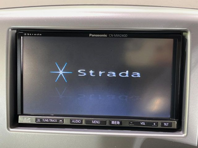 �y�i�r�Q�[�V�����z�g���₷���i�r�ŖړI�n�܂ł�������ē����Ă���܂��B�e��I�[�f�B�I�Đ��@�\���[�����Ă���A���Ԃ̉^�]������Ɋy�����Ȃ�܂�!!