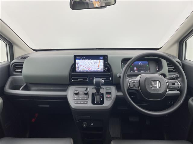 フリード1.5 e:HEV クロスター