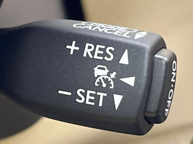 �y���[�_�[�N���[�Y�R���g���[���z�������H�ł̒��������s���y��!!�����ő��x��ۂN���[�Y�R���g���[�����A�Փˌy���V�X�e���ƘA�g���A�O���̎ԗ������m���ĎԊԂ�ۂ悤�ɑ��x���߂��Ă���܂�!!