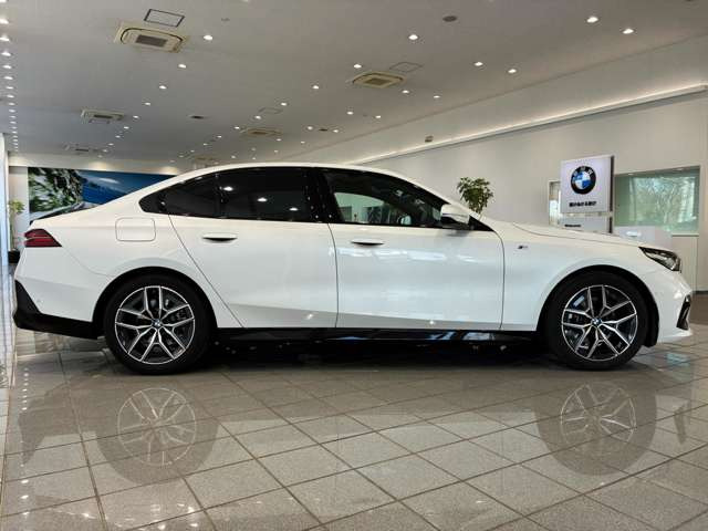 5シリーズセダン523i Mスポーツ