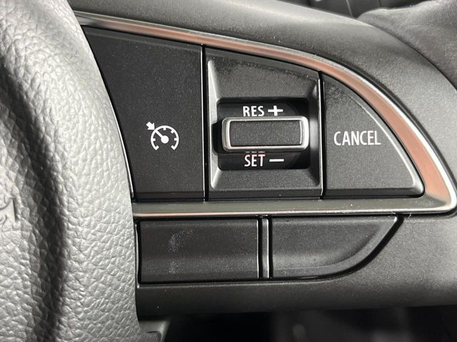 �y�N���[�Y�R���g���[���z�������H�����N���N���s�B�A�N�Z���𗣂��Ă���葬�x�ő��s���ł��A�������^�]���̕��S���y��!�����E�������ȒP�ȃX�C�b�`����Œ����ł��܂��B