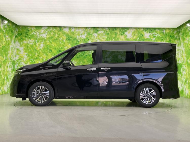 セレナ1.4 e-POWER ハイウェイスターV