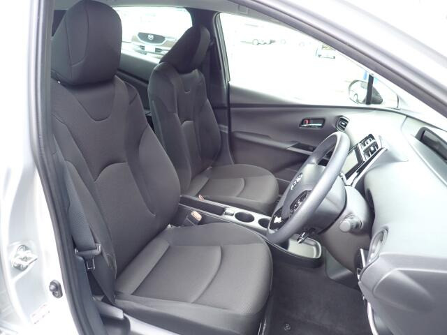 �t�����g�V�[�g�A��ԗǍD�ň��S�ł��B�傫�ȉ�����Ȃ����S�ł�