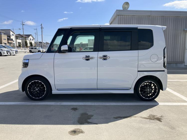 N-BOXカスタムターボ コーディネートスタイル モノトーン