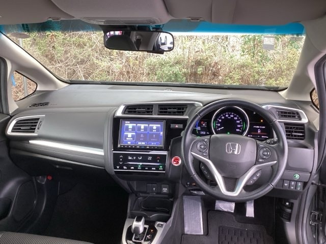 フィット1.5 ハイブリッド L ホンダセンシング